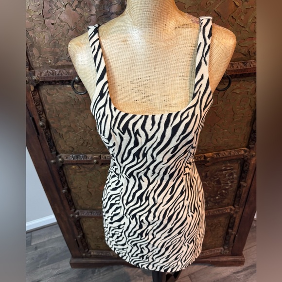 bec and bridge black and white dress Women Size M BCBG Max Azria Black Sequins Dress  VIDA STYLE SHOP